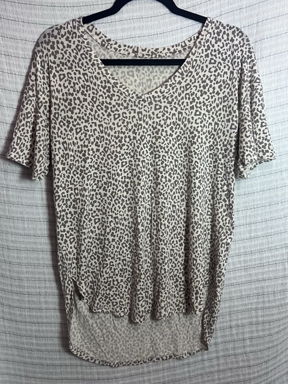 American Eagle Soft and Sexy Animal Print Top in Brown & Cream Medium